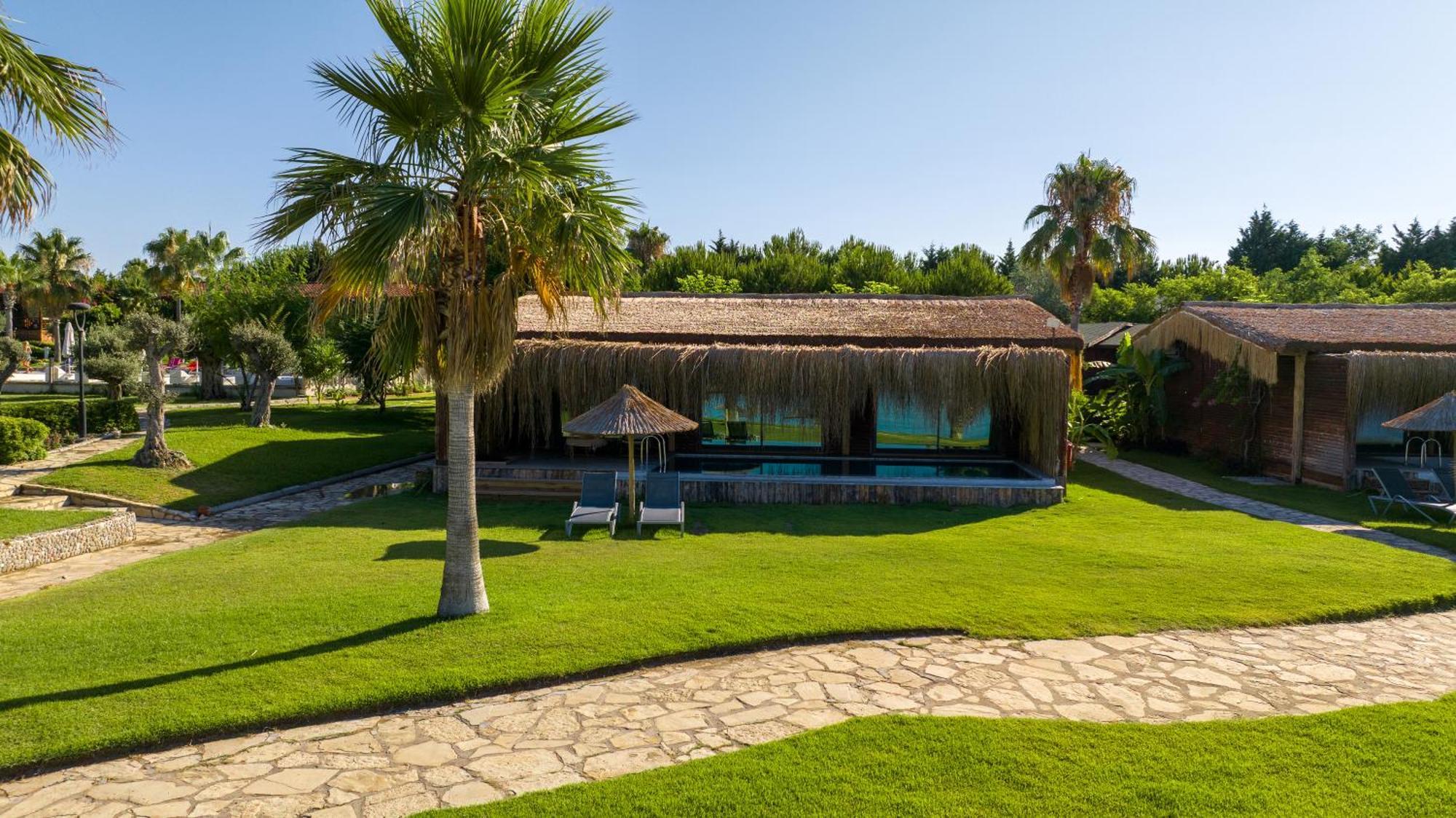 Flora Garden Beach Hotel - Adults Only 16 Plus - Couples Concept Kızılot Exterior foto