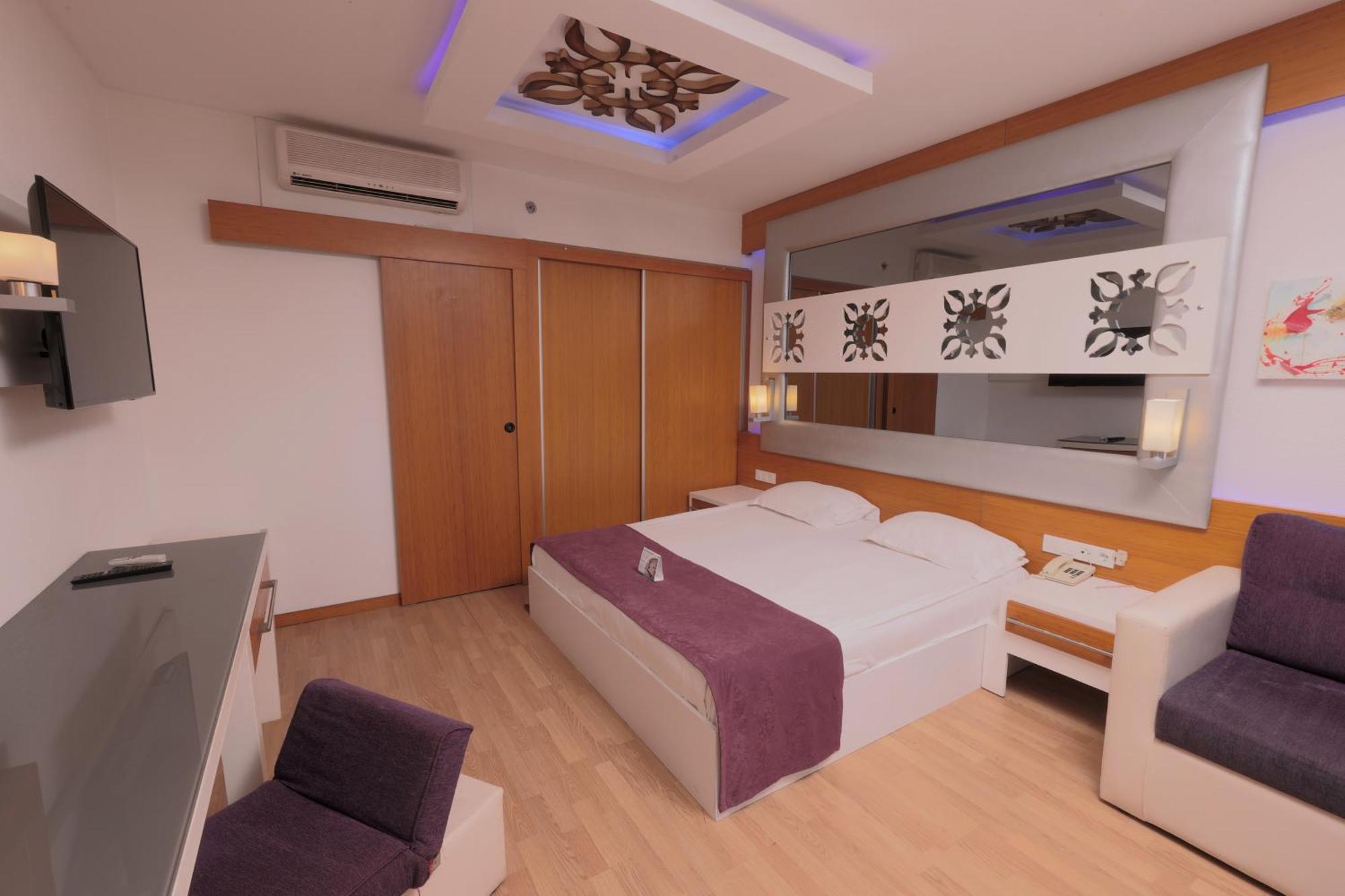 Flora Garden Beach Hotel - Adults Only 16 Plus - Couples Concept Kızılot Exterior foto