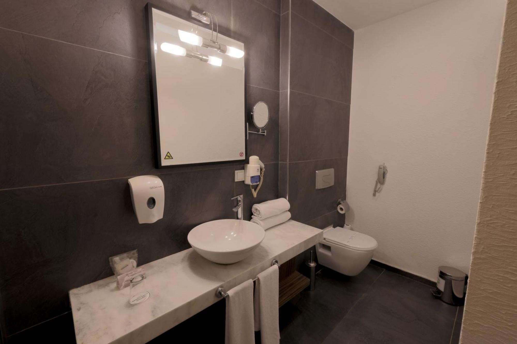 Flora Garden Beach Hotel - Adults Only 16 Plus - Couples Concept Kızılot Exterior foto